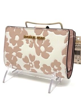 Michael Kors Medium Quilted Bifold Zip Chain Wallet Powder Blush